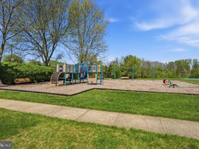 1014 Barry Court, Holland PA 18966