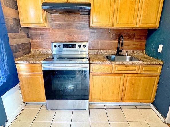 4750 Vista Street, Philadelphia PA 19136