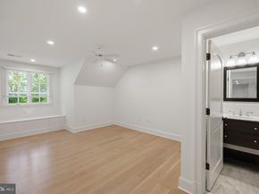 4614 36TH Street N, Arlington VA 22207