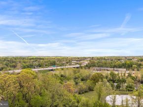 21132 Valley Forge Circle 1132, King Of Prussia PA 19406