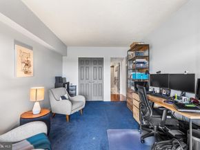 21132 Valley Forge Circle 1132, King Of Prussia PA 19406