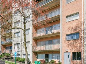 5851 Quantrell Avenue 109, Alexandria VA 22312