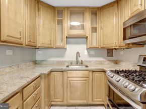 5851 Quantrell Avenue 109, Alexandria VA 22312