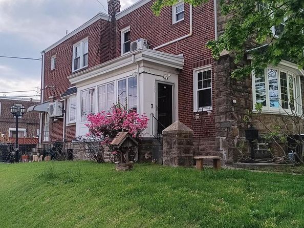 838 Glenview Street, Philadelphia PA 19111