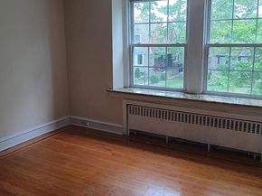 838 Glenview Street, Philadelphia PA 19111
