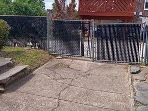 838 Glenview Street, Philadelphia PA 19111