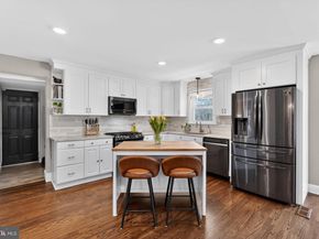 7501 Newland Street, Philadelphia PA 19128