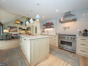 945 Lafayette Road, Bryn Mawr PA 19010