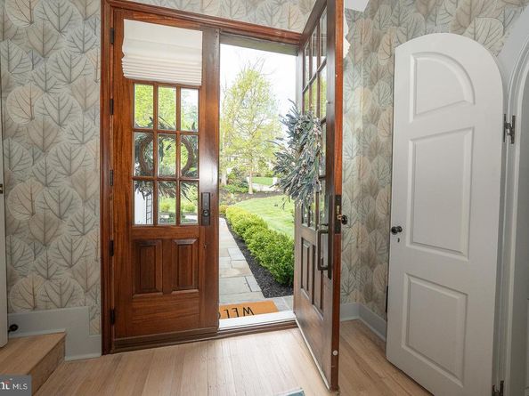 945 Lafayette Road, Bryn Mawr PA 19010