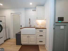 945 Lafayette Road, Bryn Mawr PA 19010