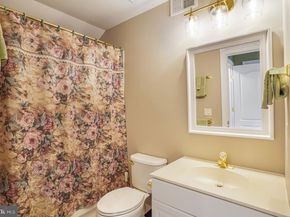 9574 Lagersfield Circle, Vienna VA 22181