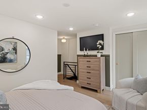 1530 N Lawrence Street, Philadelphia PA 19122