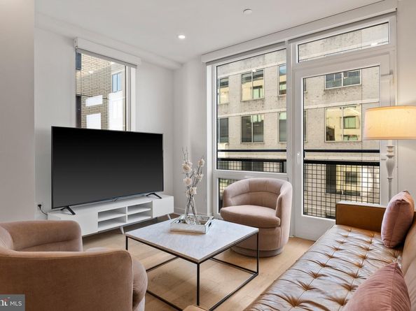 37 L Street SE 908, Washington DC 20003