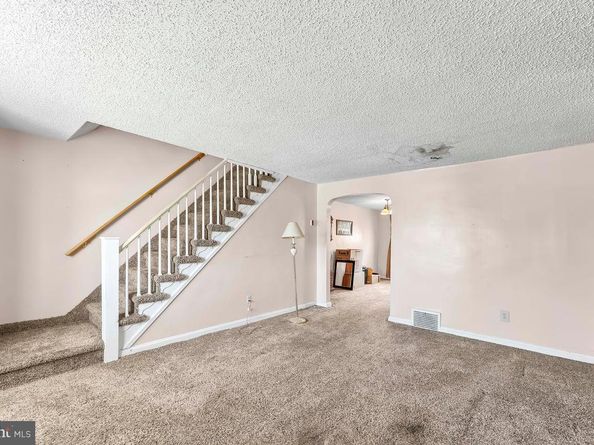 1318 Wycombe Avenue, Darby PA 19023