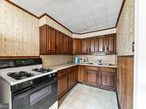 1318 Wycombe Avenue, Darby PA 19023