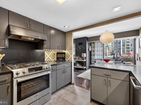 1326 Spruce Street 1203, Philadelphia PA 19107