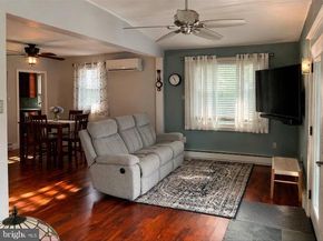 2047 Walnut Street, Holmes PA 19043