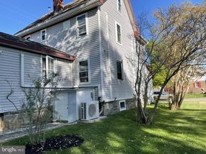 2047 Walnut Street, Holmes PA 19043