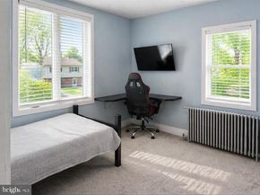 2047 Walnut Street, Holmes PA 19043