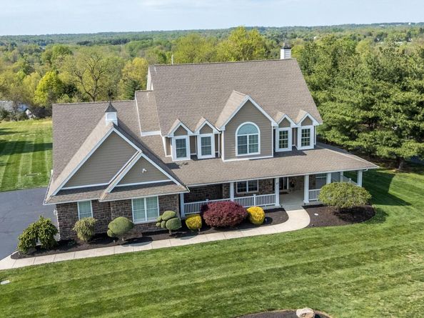 25 Bridgetown Pike, Feasterville Trevose PA 19053