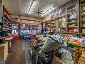 949 S 9TH Street, Philadelphia PA 19147
