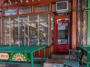 949 S 9TH Street, Philadelphia PA 19147