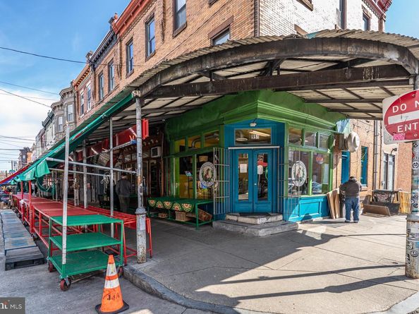 949 S 9TH Street, Philadelphia PA 19147
