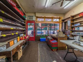 949 S 9TH Street, Philadelphia PA 19147