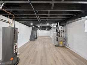 933 S 59TH Street, Philadelphia PA 19143