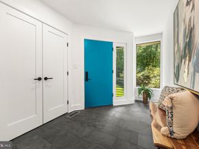 3800 Lakeview Terrace, Falls Church VA 22041