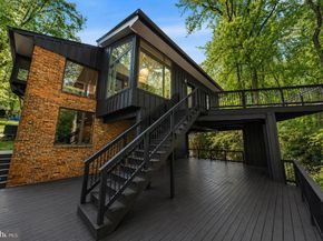 3800 Lakeview Terrace, Falls Church VA 22041