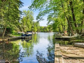 3800 Lakeview Terrace, Falls Church VA 22041