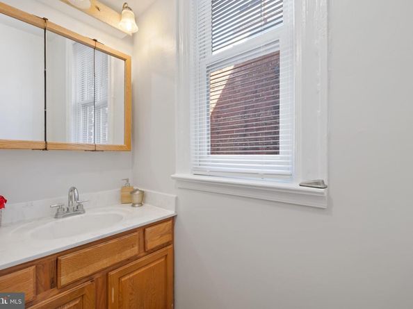 2724 13TH Street NW, Washington DC 20009