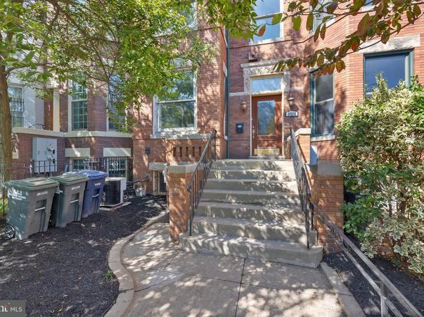 2724 13TH Street NW, Washington DC 20009