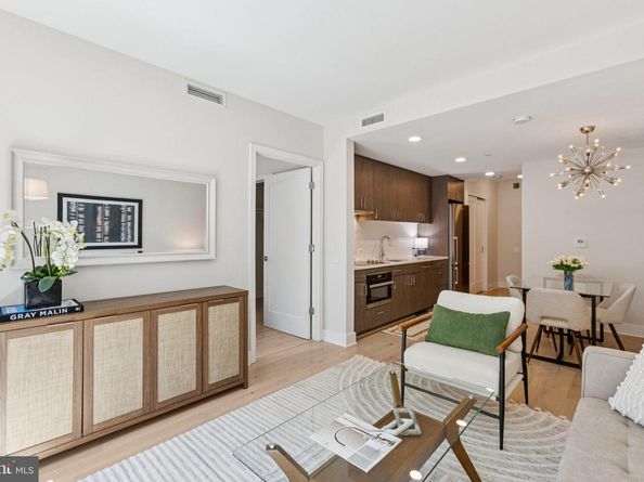 1211 Van Street SE 1003, Washington DC 20003