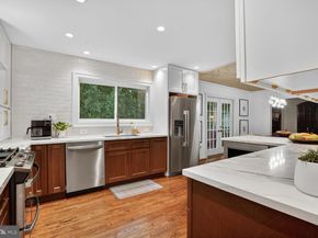 4004 David Lane, Alexandria VA 22311