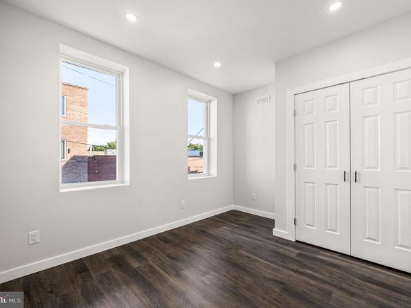 1228 S Harmony Street, Philadelphia PA 19146