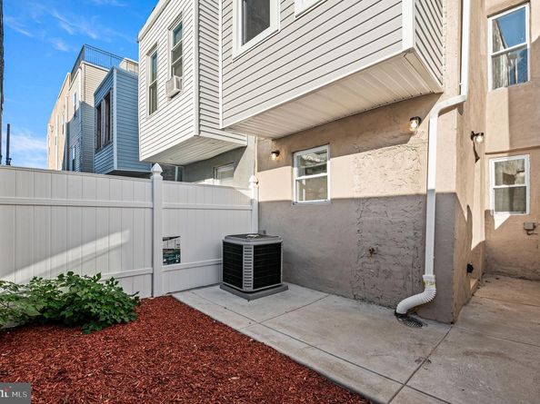 1228 S Harmony Street, Philadelphia PA 19146