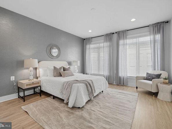 8215 River Road, Bethesda MD 20817