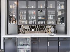 8215 River Road, Bethesda MD 20817