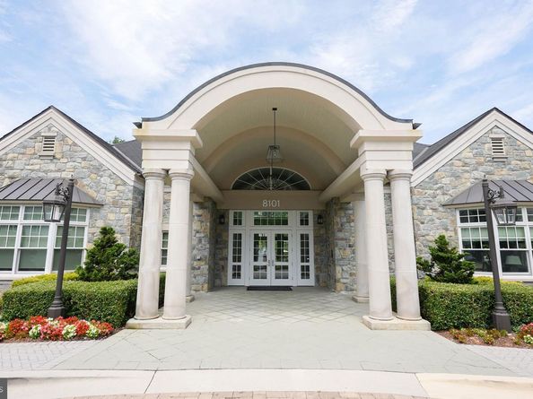 8215 River Road, Bethesda MD 20817