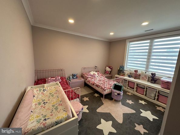 6561 Neshaminy Valley Drive, Bensalem PA 19020