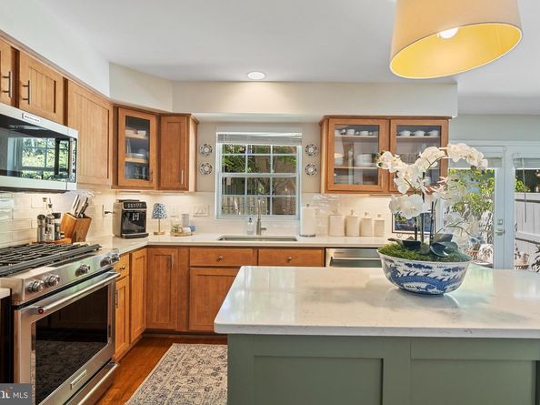 2702 Chanbourne Way, Vienna VA 22181