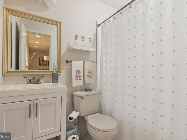 2702 Chanbourne Way, Vienna VA 22181
