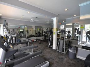 4561 Strutfield Lane 3115, Alexandria VA 22311