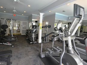 4561 Strutfield Lane 3115, Alexandria VA 22311
