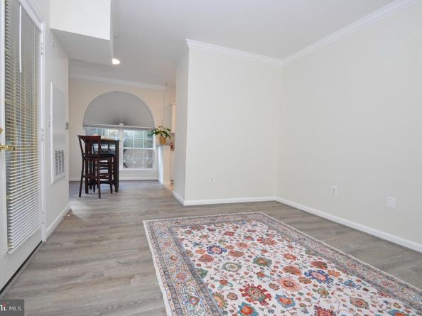4561 Strutfield Lane 3115, Alexandria VA 22311