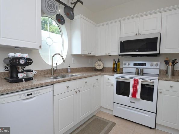 4561 Strutfield Lane 3115, Alexandria VA 22311