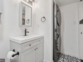 305 Shawmont Avenue C, Philadelphia PA 19128