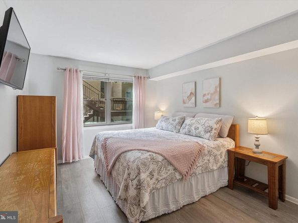 305 Shawmont Avenue C, Philadelphia PA 19128